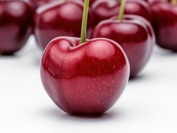 Comenzaron los estudios de I+D para incorporar al mercado una nueva cereza sin carozo.