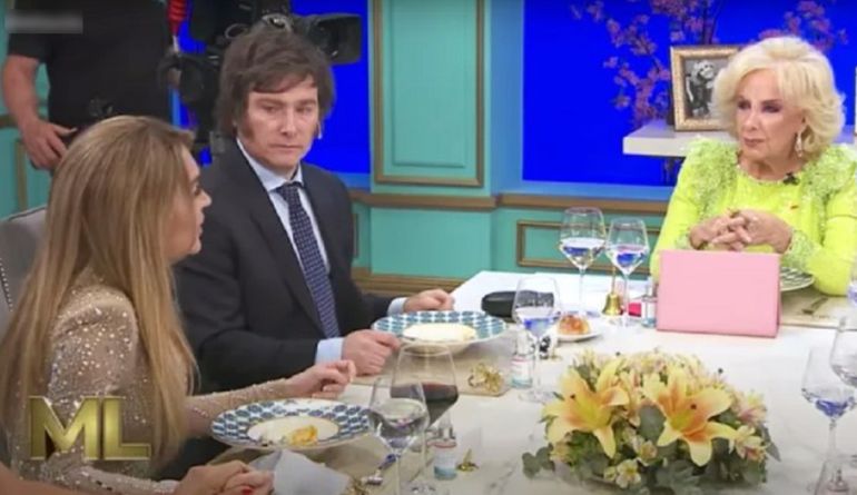 Javier Milei y Fátima Florez ya han estado juntos en TV, y volverán a visitar a Mirtha Legrand. Javier Milei y Fátima Florez ya han estado juntos en TV, y volverán a visitar a Mirtha Legrand.