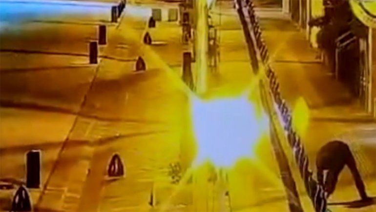 Ladrón precalentó antes de cometer un robo y quedó escrachado