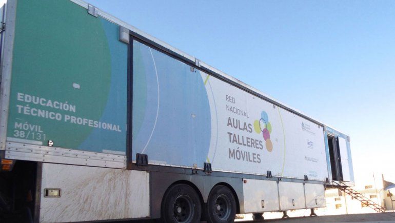 Comienzan a capacitar en oficios en el interior