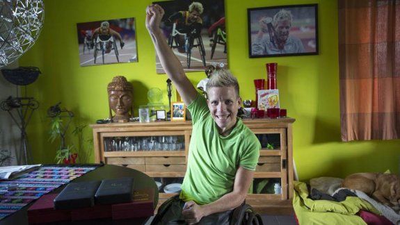 Marieke Vervoort, de 37 años, tiene el cuerpo paralizado de la cintura para abajo por una enfermedad degenerativa que se agrava con el tiempo. En Río participará de los 100 y 200 m llanos.