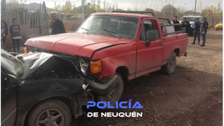 Desvalijaban una casa, los descubrieron y chocaron cuando intentaban huir