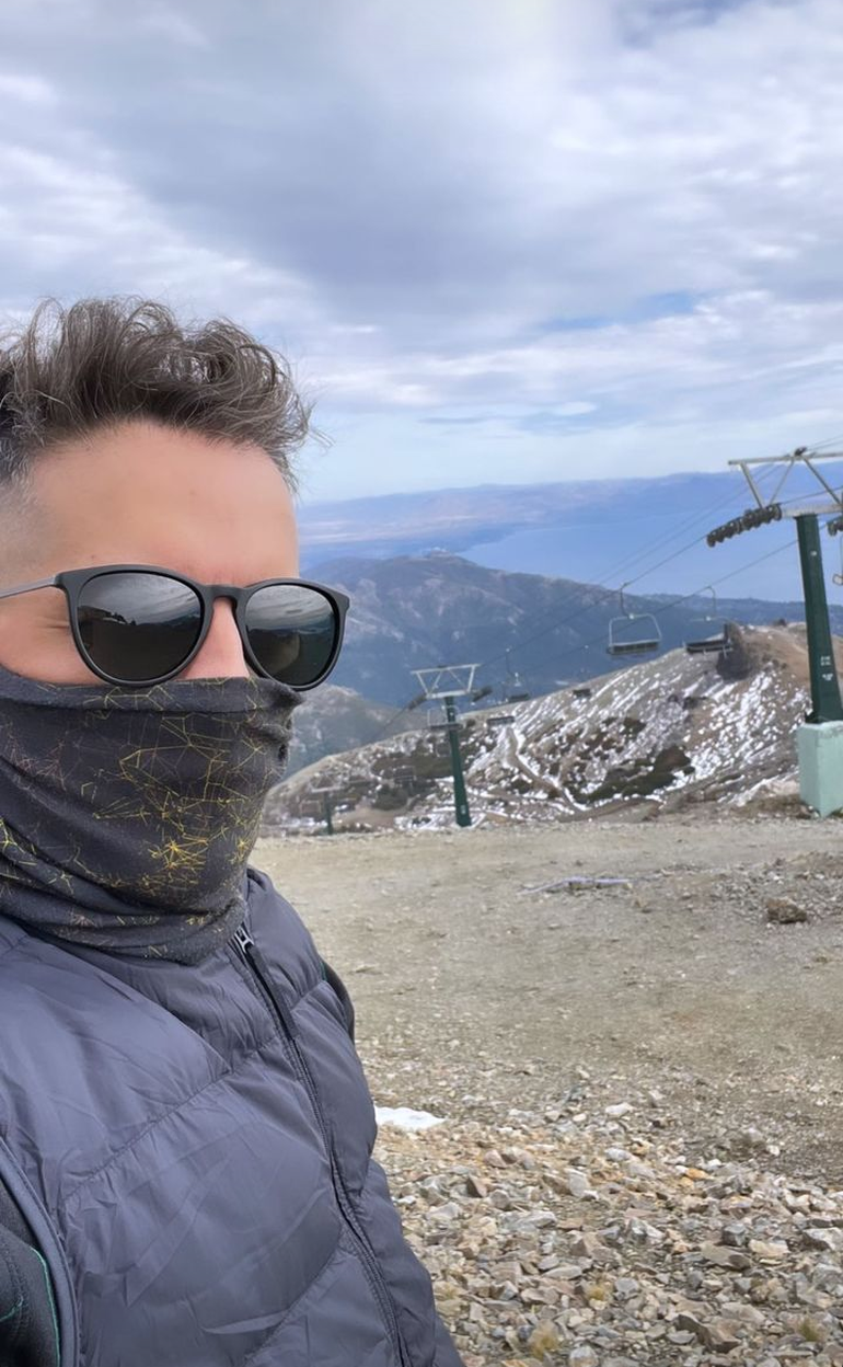 El conductor de LAM se tomó unos días de descanso en la Patagonia.