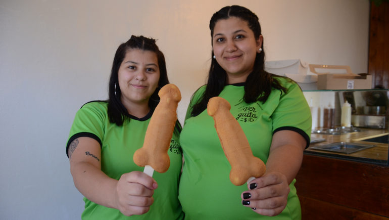 Ver-guita: el emprendimiento que une humor, sexo y doble sentido