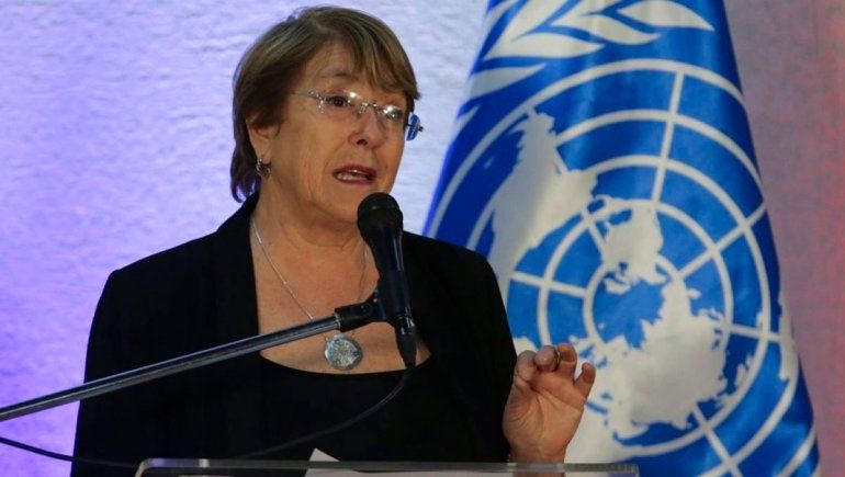 Bachelet dice que hay violaciones a DDHH de Maduro