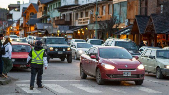 Estacionamiento medido en San Martín: un concejal de UxP defendió el cobro de la discordia