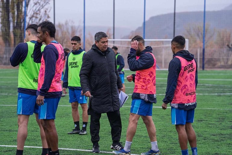 Con Tizza como DT, Deportivo Rincón viaja a Córdoba