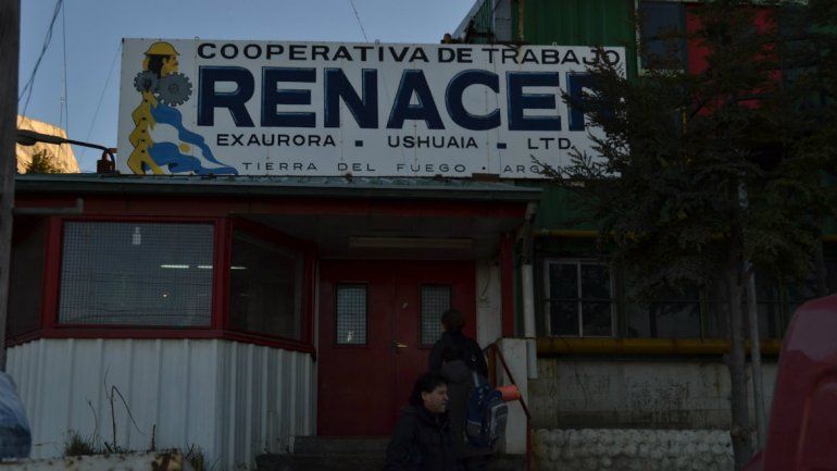 Venderán los televisores que fabrican a $ 6500 para salvarse de la crisis