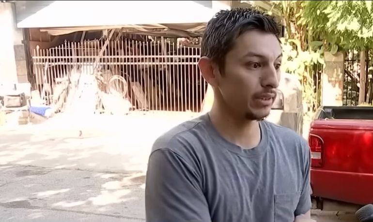 Un vecino de la víctima acudió en ayuda de la víctima cuando se dio cuenta que los pitbulls lo estaban agrediendo Un vecino de la víctima acudió en ayuda de la víctima cuando se dio cuenta que los pitbulls lo estaban agrediendo