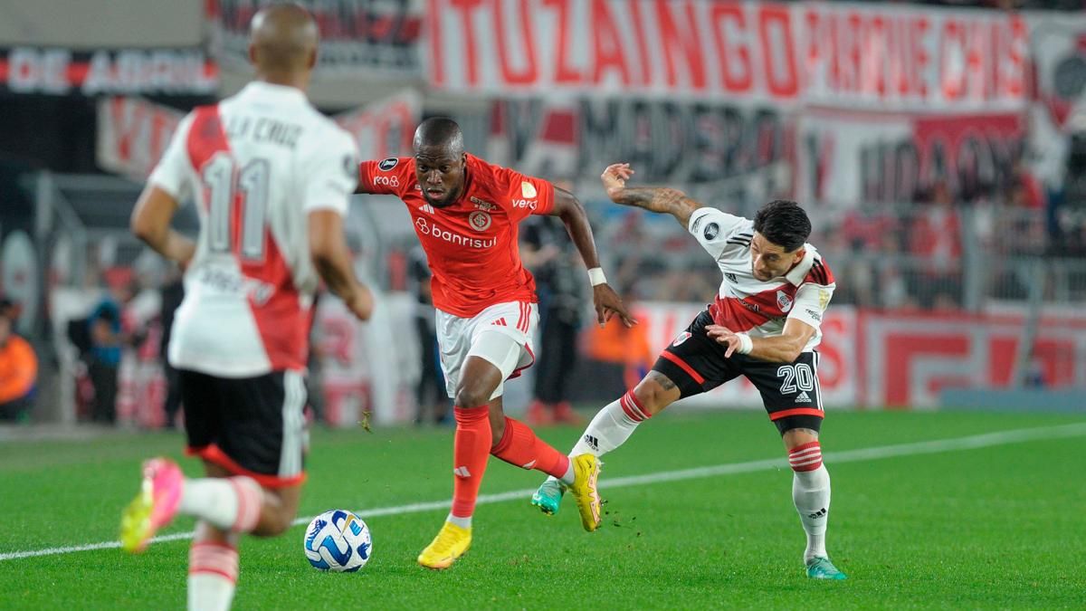River consiguió un triunfo clave en el Monumental ante el Inter de Porto Alegre