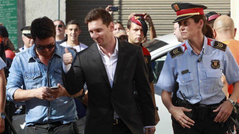 Lionel Messi y su padre irán a juicio por evasión fiscal