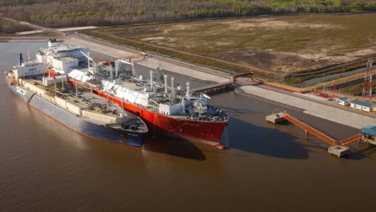 Nación salió a comprar de apuro un cargamento de GNL a Petrobras. Nación salió a comprar de apuro un cargamento de GNL a Petrobras.