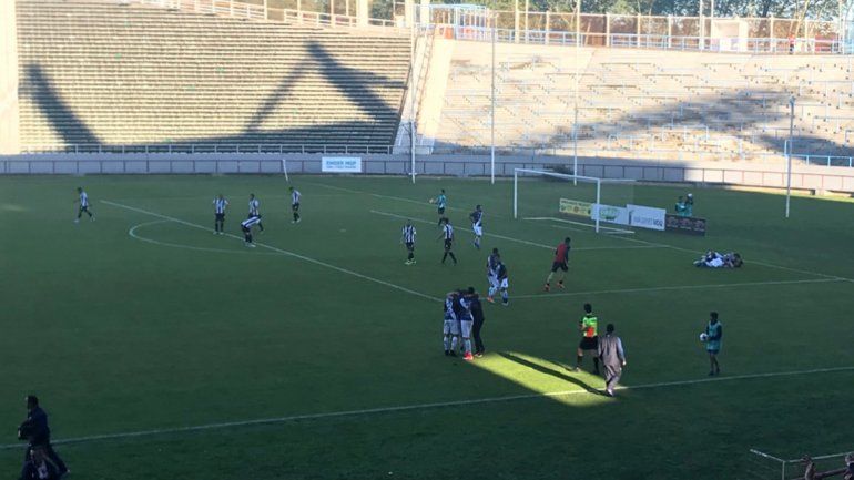 Cipo visita a Alvarado con la intención de seguir en la pelea