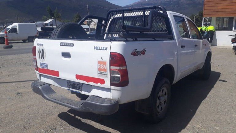Funcionario manejaba una camioneta con pedido de secuestro