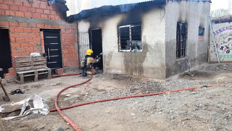 Explosión e incendio en un merendero solidario: hay dos heridos