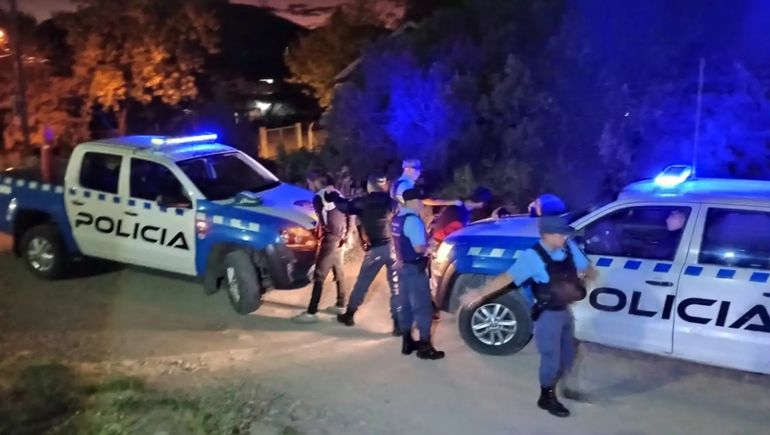 Detuvieron a tres chilenos que ingresaron ilegalmente al país: uno tenía pedido de captura