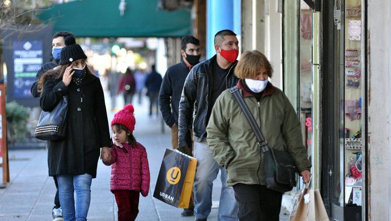 Registran un positivo en La Angostura y otros 7 en Neuquén capital
