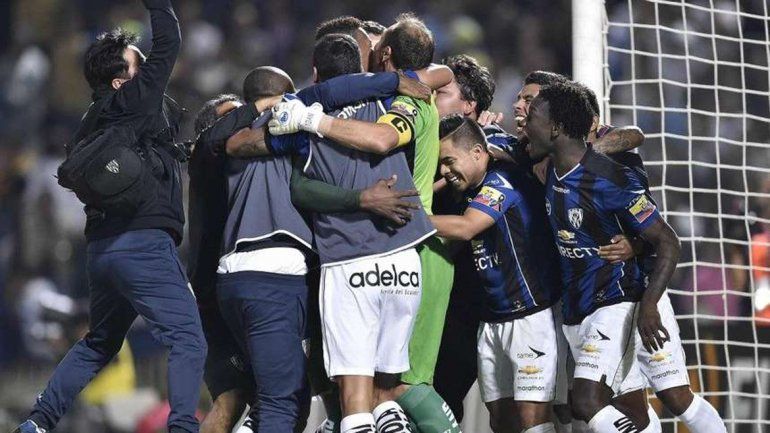Independiente del Valle eliminó a Pumas y enfrentará a Boca en las semifinales.