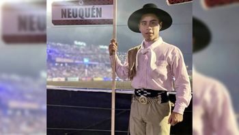 Emiliano Molina es de Plaza Huincul y compitió en la categoría Bastos con Encimera. Emiliano Molina es de Plaza Huincul y compitió en la categoría Bastos con Encimera.