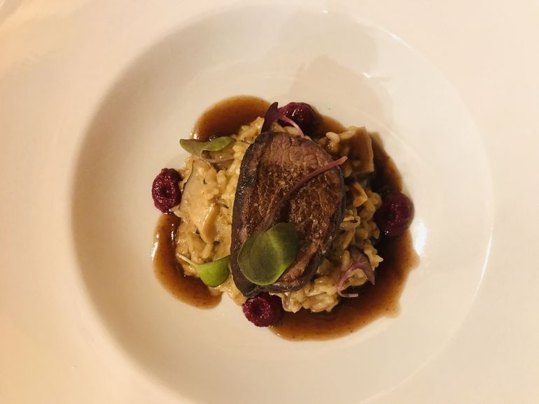 Cocina neuquina en la nieve con vinos patagónicos