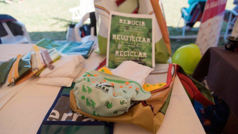 El IJAN participó en la feria de reciclaje de Parque Valentina Norte