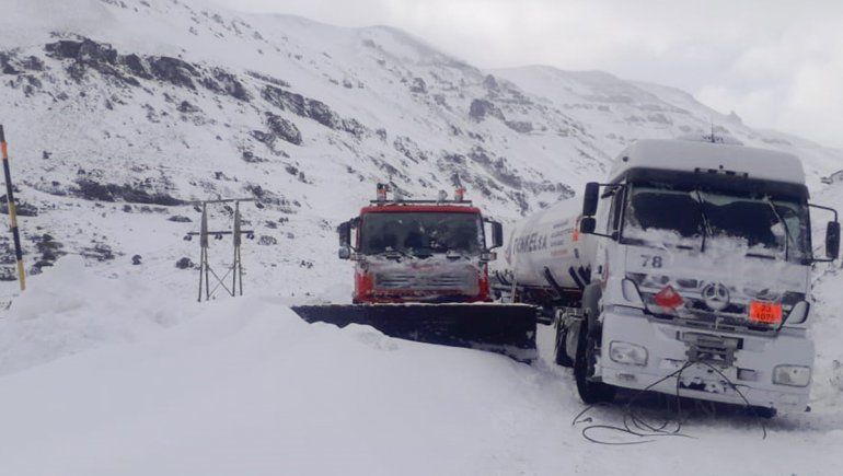 Las rutas neuquinas, intransitables por el temporal de nieve