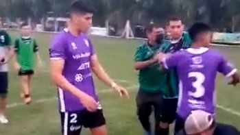 pinas y empujones en el partido entre cipolletti y 25 de mayo pinas y empujones en el partido entre cipolletti y 25 de mayo