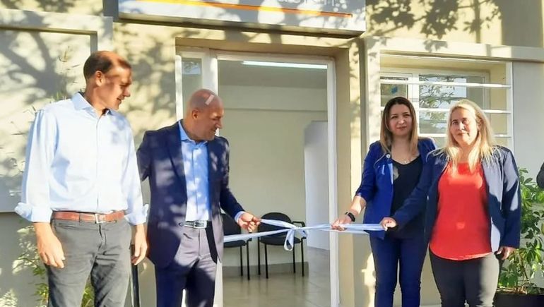 Inauguraron una oficina de CALF en Senillosa