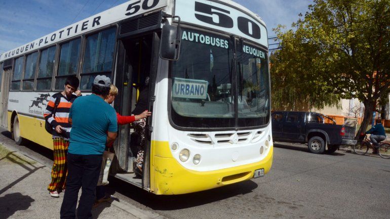 Los colectivos pasan cuando quieren