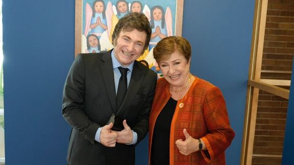 El FMI debería exigir al Gobierno de Milei un&nbsp; amplio respaldo político para la toma de este nuevo endeudamiento.&nbsp;