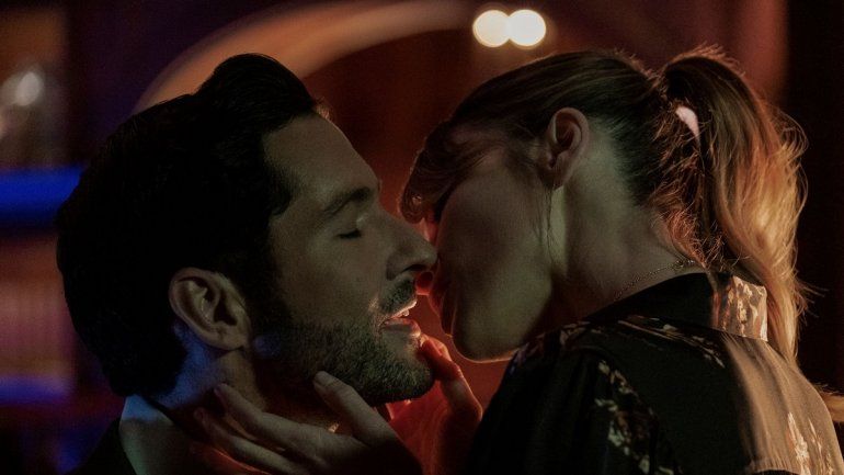 Escenas de romance en Lucifer podrían ser afectadas por el coronavirus