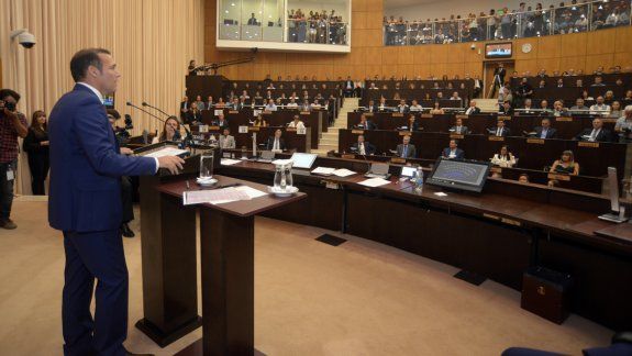 Gutiérrez envió 23 proyectos de ley a la Legislatura