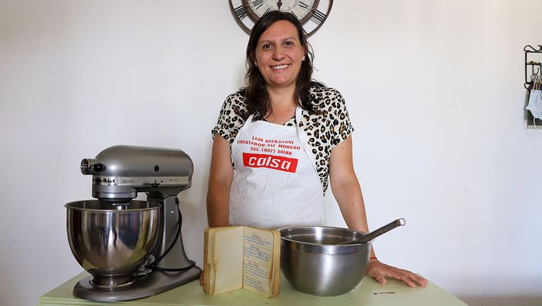 Cintia Aguirre intenta transmitir la magia de su abuelo en sus recetas