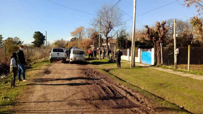 Hallaron estranguladas a una mujer y su pequeña hija de 4