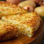 Cómo hacer una buena tortilla de papas: la mejor receta de este clásico | LM Neuquen Cómo hacer una buena tortilla de papas: la mejor receta de este clásico
