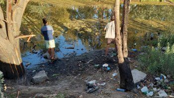 Se sumergirán en el Arroyo Durán para retirar basura y hasta animales muertos