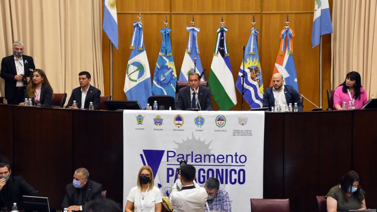 Gutiérrez dijo que la Patagonia es un ejemplo de diálogo