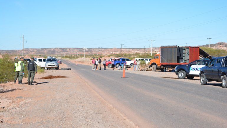 Siguen los bloqueos a los yacimientos de YPF en Rincón de los Sauces