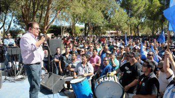 Presionado por la inflación, Pereyra se recuesta en las bases petroleras. Presionado por la inflación, Pereyra se recuesta en las bases petroleras.