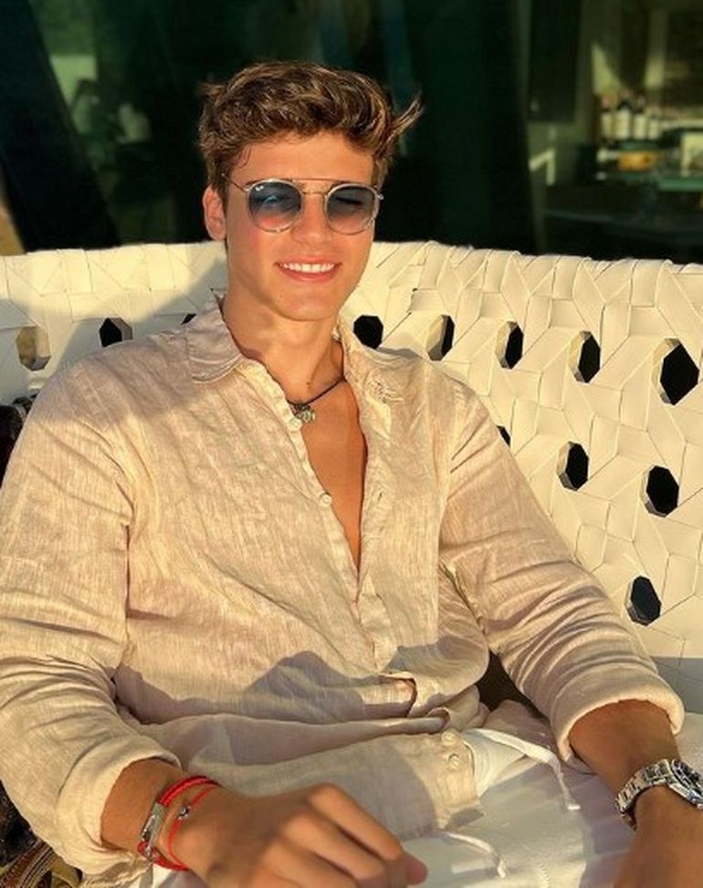 A los 19 años, Luca se hace notar con sus opiniones en redes sociales. A los 19 años, Luca se hace notar con sus opiniones en redes sociales.