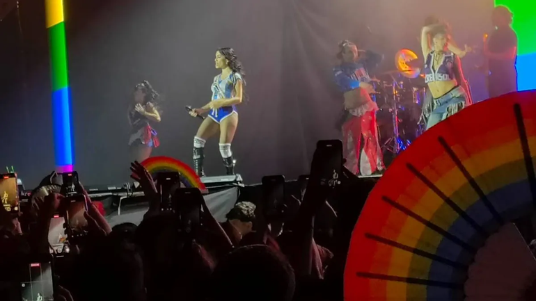 La Tota Vásquez: el transformista que subió al escenario con Lali en Neuquén