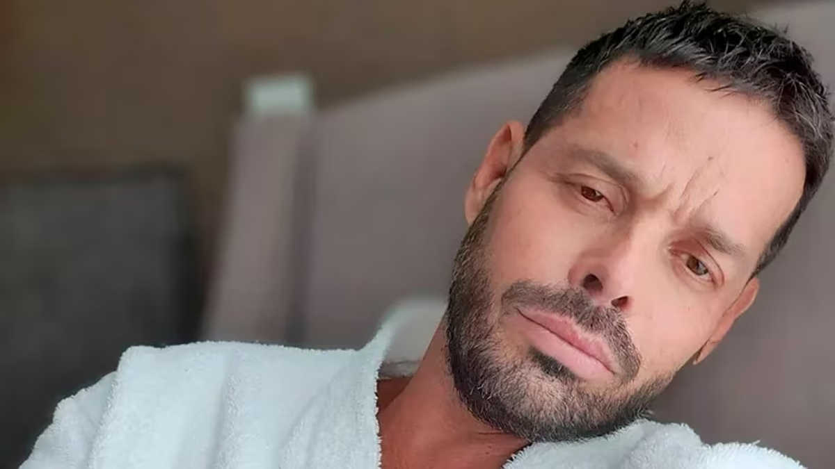 Murió el asesor de moda Mariano Caprarola