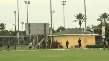 napoleon la clavo en el angulo: el golazo de gallardo en la practica napoleon la clavo en el angulo: el golazo de gallardo en la practica