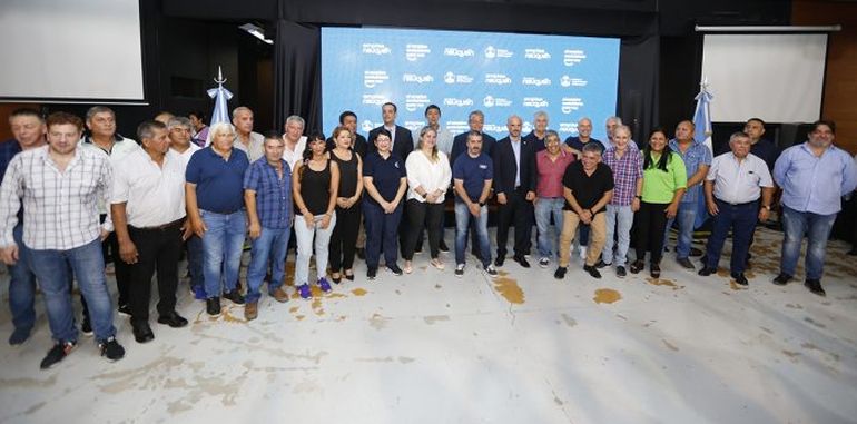 Las fotos de Rolando Figueroa que dan las señales de su gestión