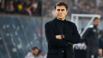 Independiente fue nuevamente inhibido por la FIFA. Independiente fue nuevamente inhibido por la FIFA.