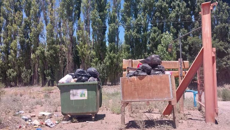 En Plottier reclaman por la falta de recolección de residuos