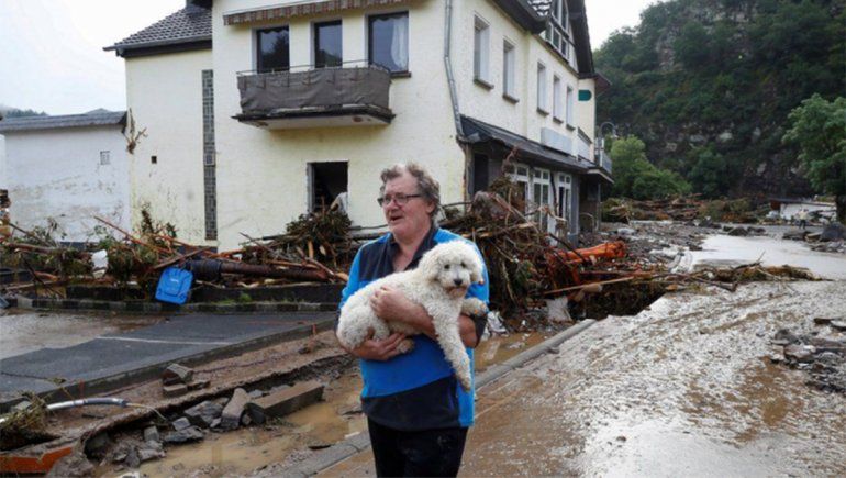 Al menos 42 muertos y decenas de desaparecidos por graves inundaciones