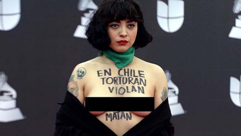 Mon Laferte: Lucho por mis ideales, creo que cuando hay injusticias es necesario levantar la voz