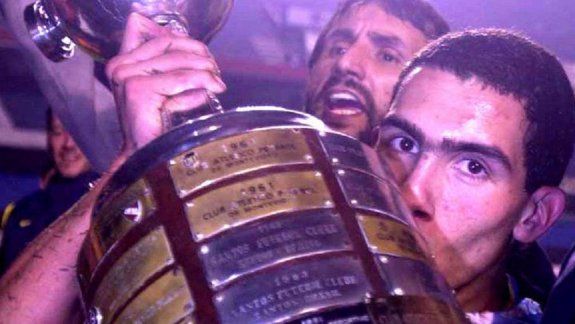 Boca necesita reforzarse para ayudar a Tevez