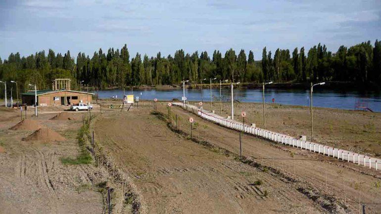 Impulsan un camping municipal en Valentina Sur